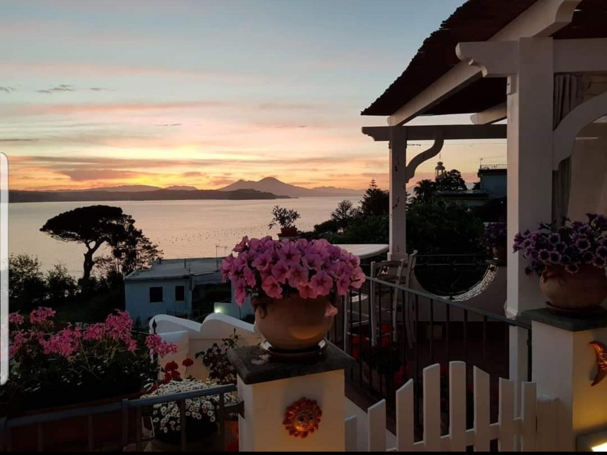 B&B Dea Fortuna Bacoli Exterior photo